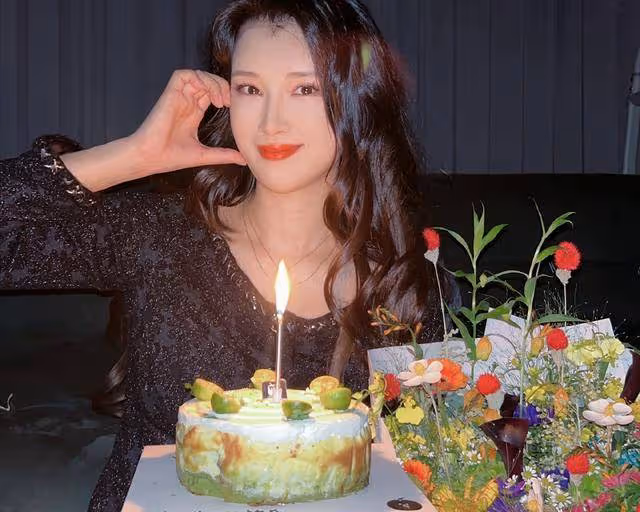 58歲茹萍隱痛:女兒離異,兒子未婚,風光背後的辛酸淚