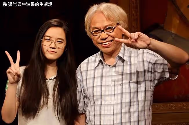 爺孫戀女主徹底瘋癲,偷喝5元飲料被罰款,林靖恩讓人同情不起來