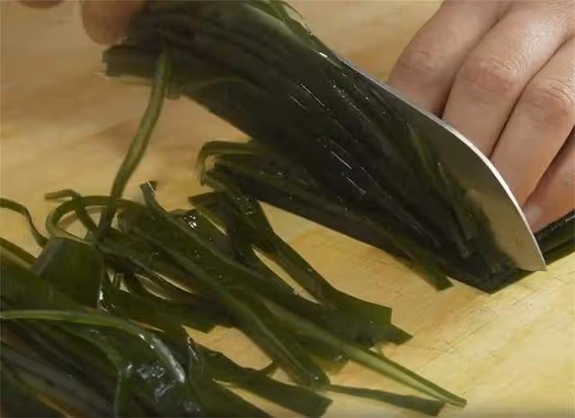 綠豆湯里只有綠豆?教你個新吃法,口感鮮、營養全,還不用提前泡