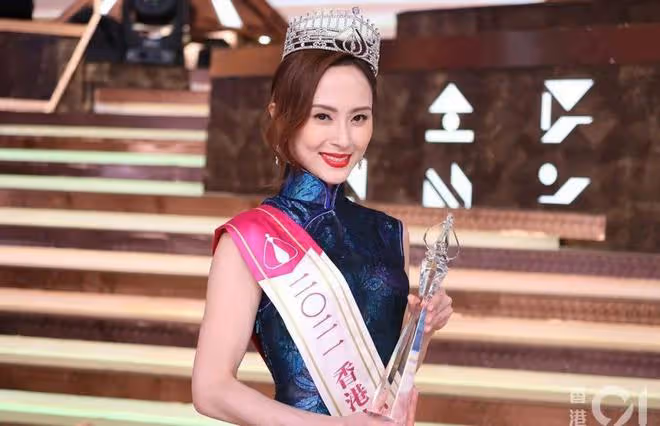 TVB力捧小花自爆有心儀對象曾暗戀對方六年,因長相成熟曾被吐槽好老