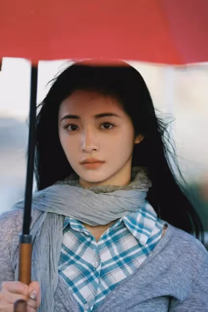 小巷人家:周潔瓊替吳姍姍道歉,曬80年代婚紗照美翻!演技驚艷