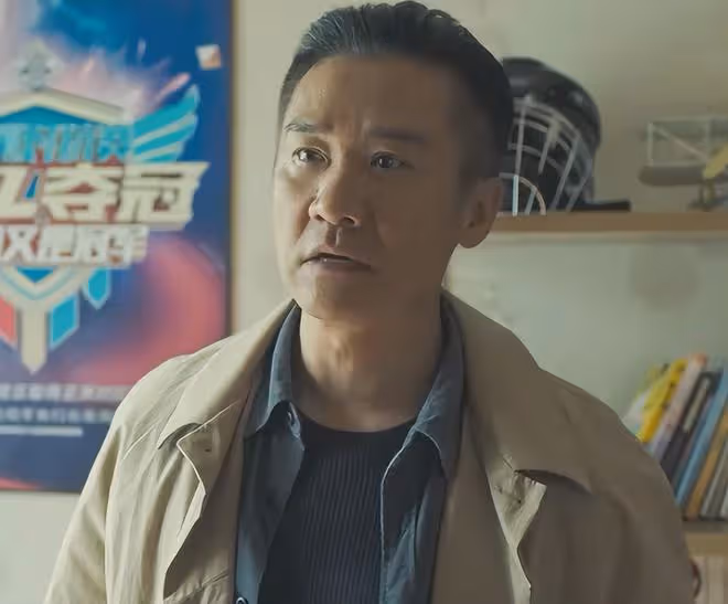 張晚意新劇內鬥!導演高群書被踢出局,編劇大肆吐槽,評論區失控