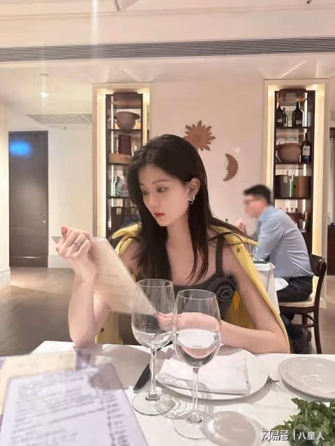 楊洋哭暈!喬欣賴柏霖將在潮汕辦婚宴,男方身家500億,富豪榜上有名