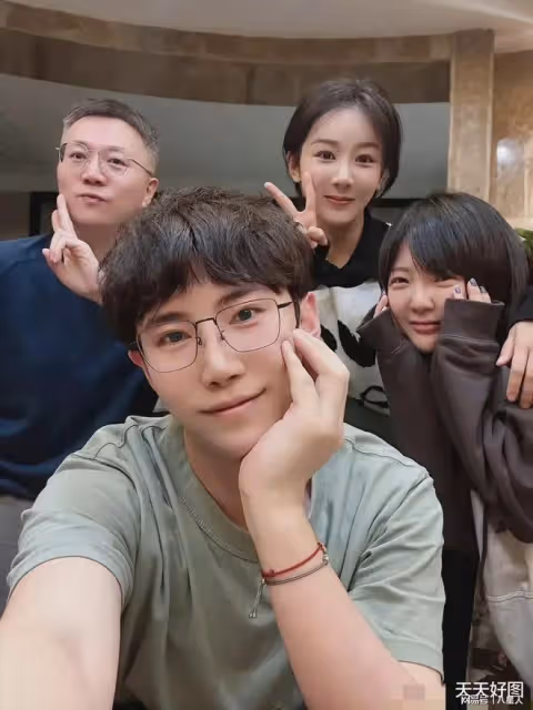 炸裂!爆楊紫與知名主編髮生不正當關係,宋佳趙露思多人牽扯其中