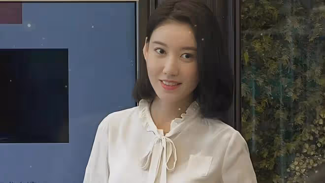 演員高露:戲火人不紅!從沒有緋聞,看看老公是誰就知道原因了!