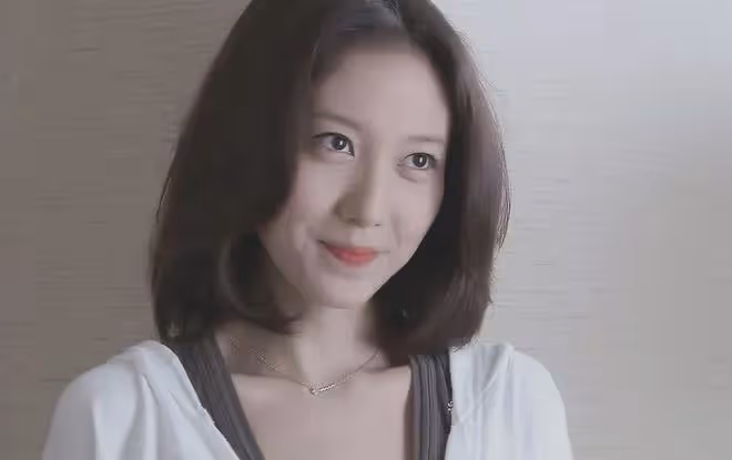 演員高露:戲火人不紅!從沒有緋聞,看看老公是誰就知道原因了!