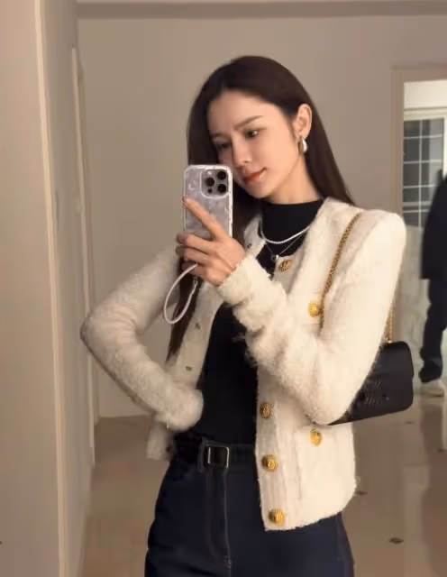 張馨月慶祝結婚5周年,獲林峯高調示愛,夫妻不懼爭議越來越愛