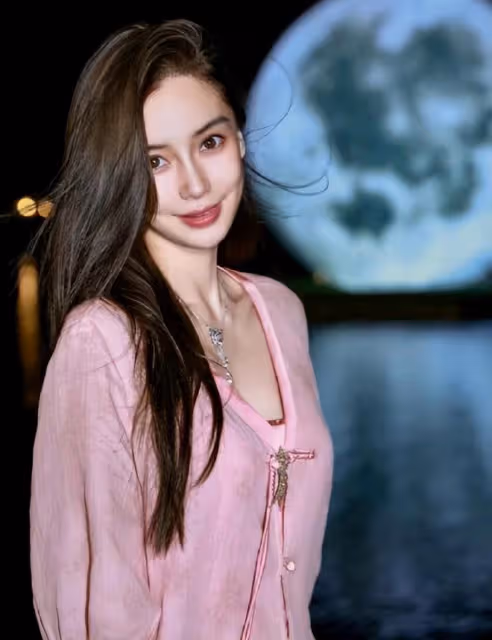 「落毛的鳳凰不如雞」,baby現今的尷尬,真的全怪黃曉明嗎?