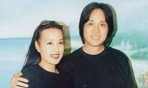 劉曉慶大尺度發言：「老公抱我睡覺」，七旬老太撒嬌仍是少女！