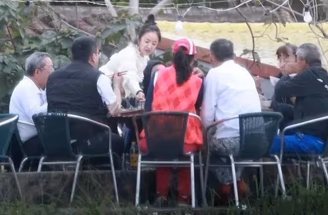4位嫁入豪門的女明星,有人被寵,有人卻被迫生孩,差別太大了吧