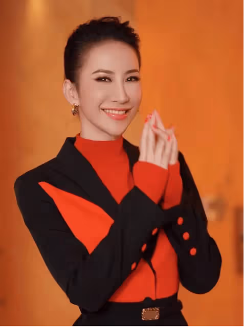 天后李玟墓地近照曝光,雜草叢生引粉絲不滿,二姐斥網紅博流量行為不妥