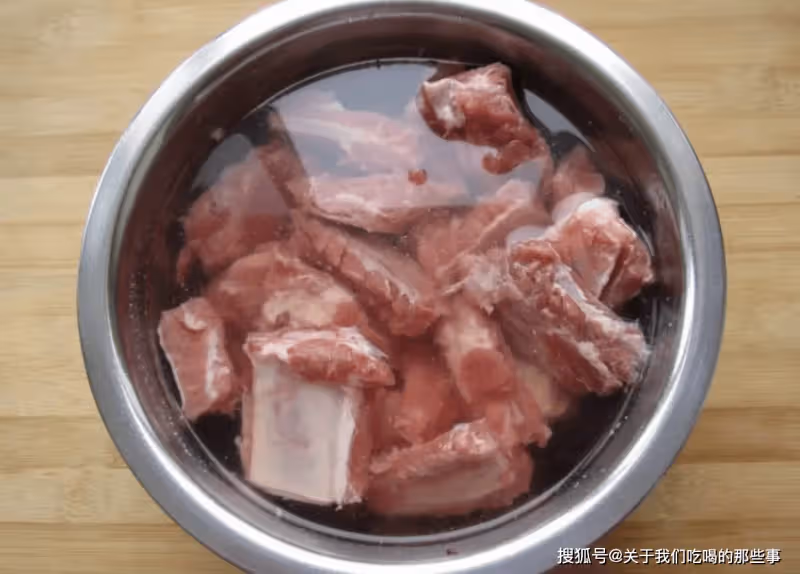 燉排骨湯,不要用料太複雜!記住只用「2樣料」,燉好後肉香湯鮮