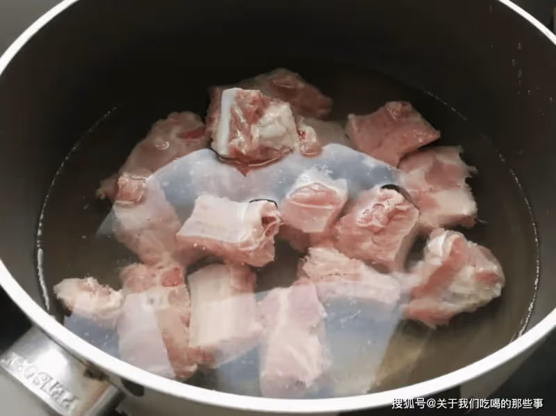 燉排骨湯,不要用料太複雜!記住只用「2樣料」,燉好後肉香湯鮮