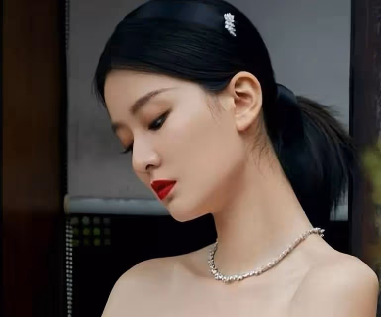 又一個戀情大瓜,90後女星已嫁豪門?