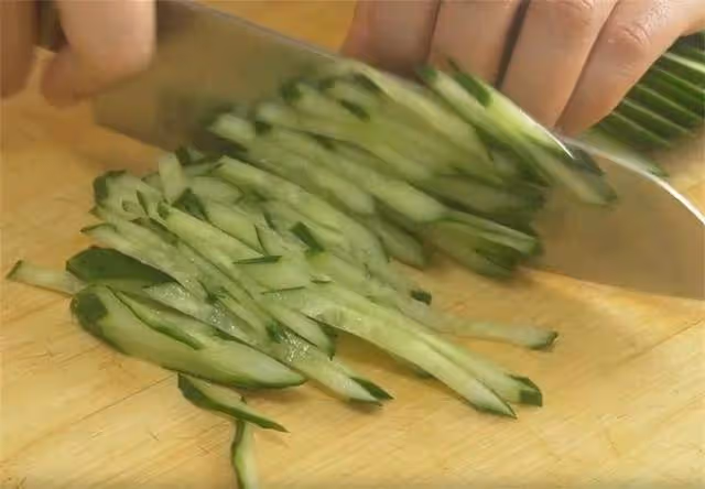 超好吃的涼拌四絲做法,清爽爽口解油膩,開胃又下飯,拿肉也不換