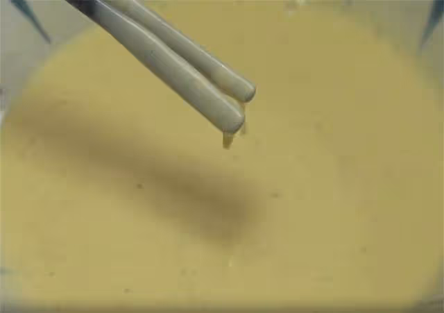 椒鹽蘑菇要不要焯水,很多人都錯了,難怪不酥脆,外脆里嫩有訣竅