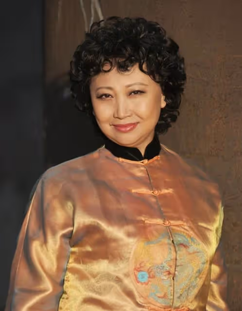 劉曉慶閨蜜徐松子：被謝晉「強行」改名，69歲至今單身