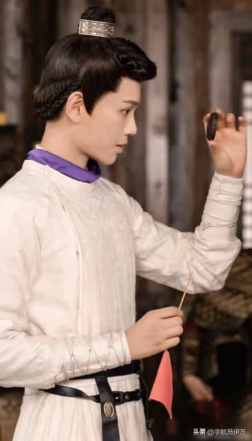 看了這5位明星「換臉史」,不得不信,紅氣養人才是最邪整容術!