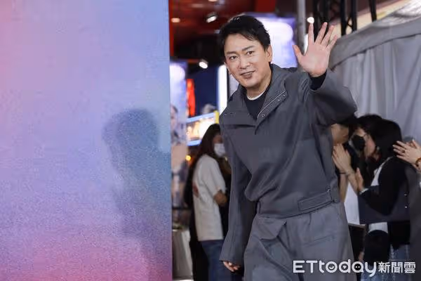 這是男團還是囚犯?「星空黑潮」五帥集合 製作人自豪:選帥的!