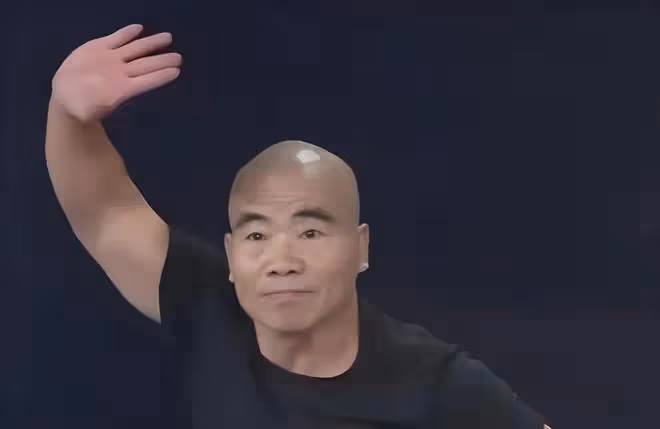武大郎扮演者宋文華：身高1米4曾獲武術冠軍，娶了高30厘米美女
