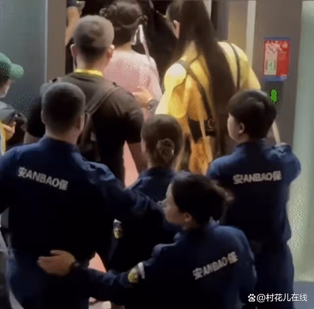 丁禹兮虞書欣合體宣傳甜出汁,他3大寵溺舉動全網嗑翻:原地結婚