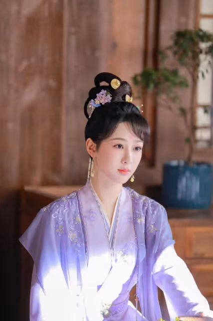又一次吹向了楊紫,瓜主曝楊紫不演《生命樹》,將出演《嫡謀》