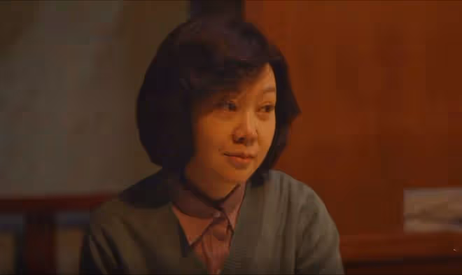 《小巷人家》結局:黃玲至死不悔,不和莊超英離婚,是最狠的報復