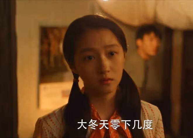 《小巷人家》結局:黃玲至死不悔,不和莊超英離婚,是最狠的報復