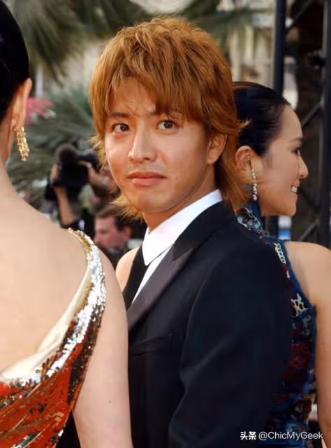 52歲木村拓哉被日本女性嫌棄,上榜《最不想抱擁男星》!