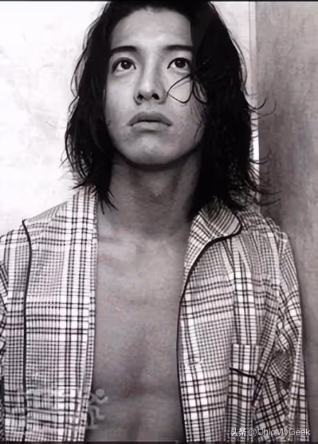 52歲木村拓哉被日本女性嫌棄,上榜《最不想抱擁男星》!