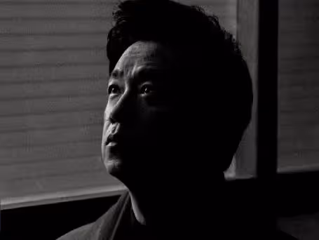 《白夜追兇》一家五口是關宏峰殺的嗎？《白夜追兇》關宏峰為什麼要隱瞞怕黑？