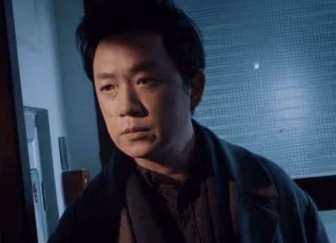 《白夜追兇》一家五口是關宏峰殺的嗎？《白夜追兇》關宏峰為什麼要隱瞞怕黑？