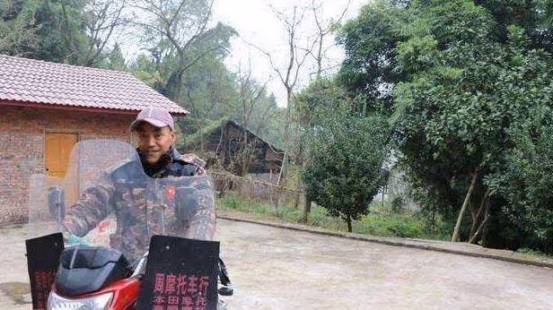 靠 「光頭強」 走紅的馮加六，娶美女開豪車，今現狀令人唏噓
