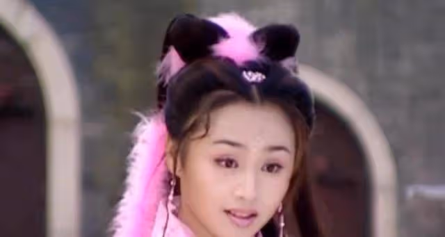 昔日主持人曹穎嫁王斑,如今丈夫事業高升,她早已成為人生贏家