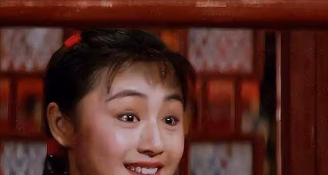 昔日主持人曹穎嫁王斑,如今丈夫事業高升,她早已成為人生贏家