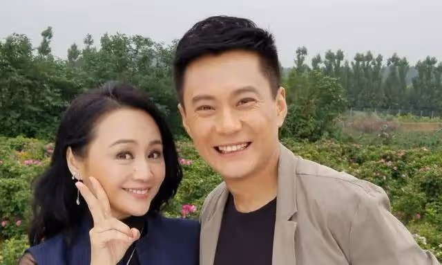 昔日主持人曹穎嫁王斑,如今丈夫事業高升,她早已成為人生贏家