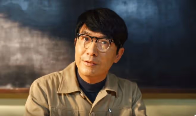 《小巷人家》看到莊超英把錢給黃玲保管，才知他無恥，想討好三邊