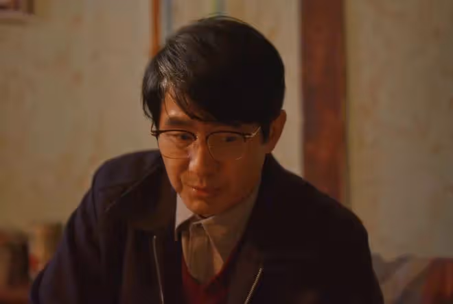 《小巷人家》看到莊超英把錢給黃玲保管,才知他無恥,想討好三邊