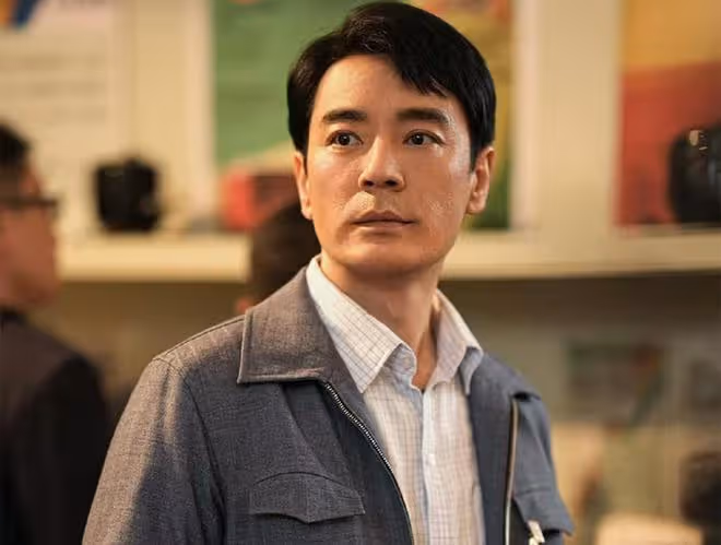 《小巷人家》向鵬飛吃西瓜拉肚子,他才明白,母親對外公外婆的恨