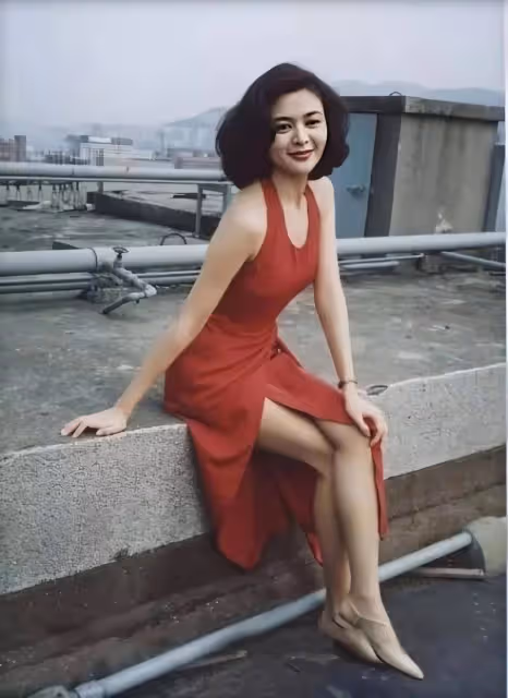 香港第一美女關之琳的昔日靚圖!膚白貌美大長腿性感迷人
