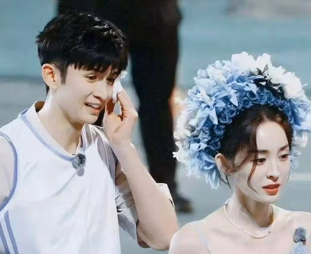 娜扎張雲龍戀情曝光!全網送上祝福,男方前任也是圈內頂級女神