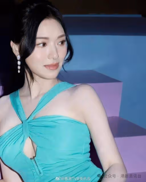 慘遭狠批作狀扮淑女!TVB力捧小花與師妹受訪曬流利英文