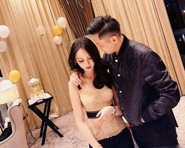 博主公開錄音實錘黃曉明遇殺豬盤