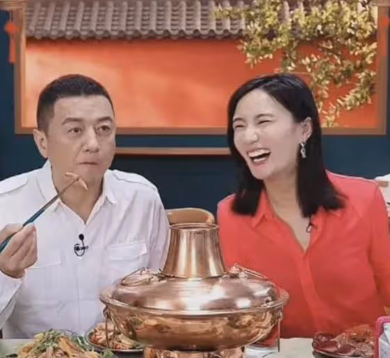 嫁給負債4000萬的李亞鵬,日子過得苦不堪言,海哈金喜後悔了嗎?