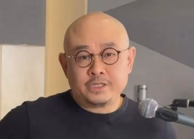 當刀郎因演唱會爆火再遭陳偉痛批後,才明白郭德綱當年說的沒錯