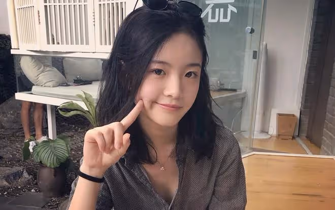 李庚希封金雞影后,00後實力崛起,85花、90花、95花何去何從?