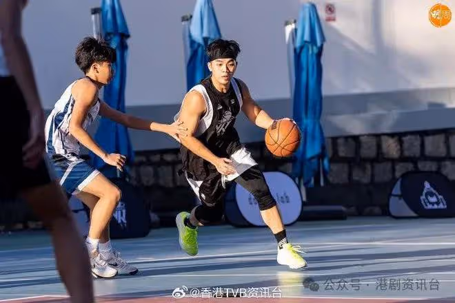 不忿老婆遭網絡欺凌 伍富橋:她外表如何關你乜事?