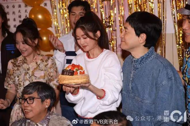 岑麗香孖陳家樂拍新劇大玩求婚情節　劇組預祝生日送上驚喜