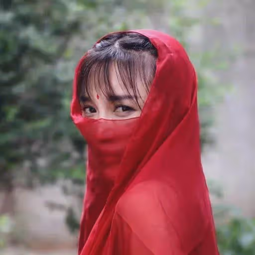 李子柒回歸，暴露了資本好手段！