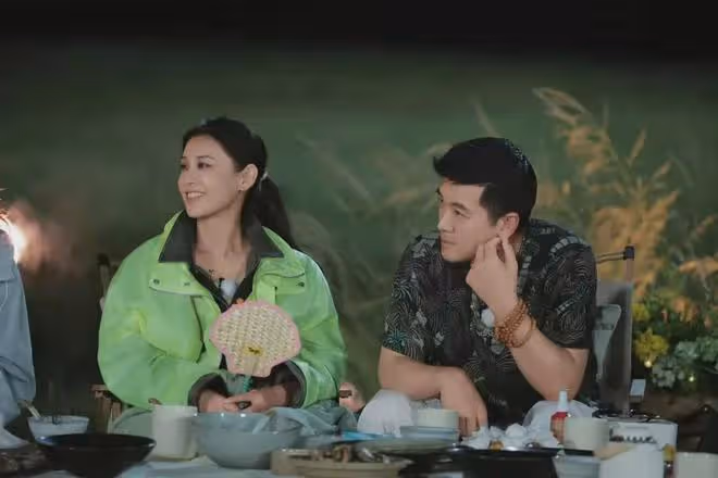 比黃聖依更能忍的人出現了,黃磊對老婆孫莉才是頂級PUA,太狠啦